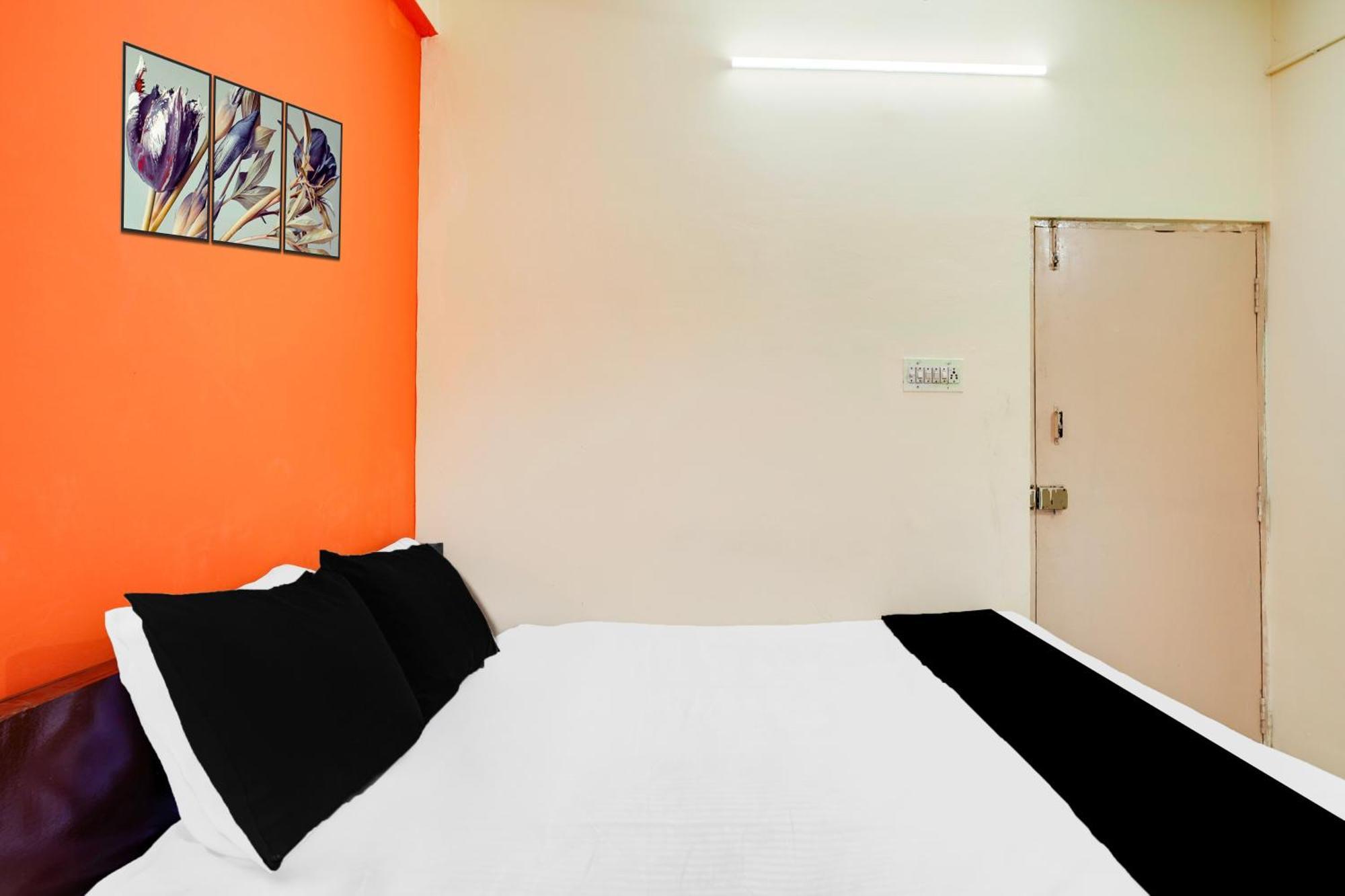 Super Townhouse Marathahalli Near Klm Fashion Mall บังกาลอร์ ภายนอก รูปภาพ