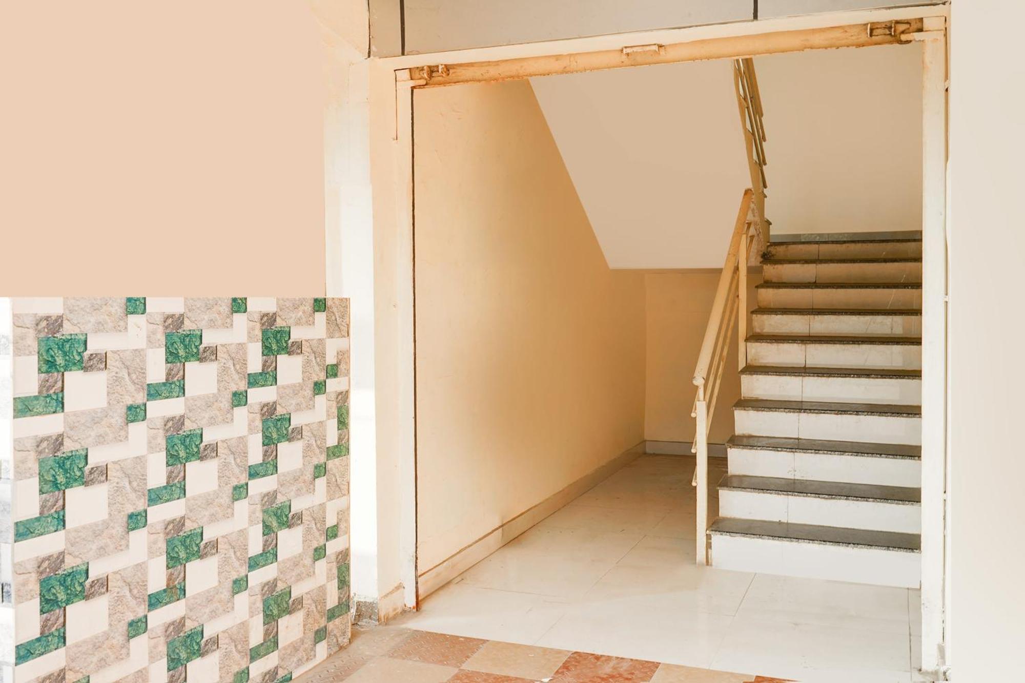 Super Townhouse Marathahalli Near Klm Fashion Mall บังกาลอร์ ภายนอก รูปภาพ